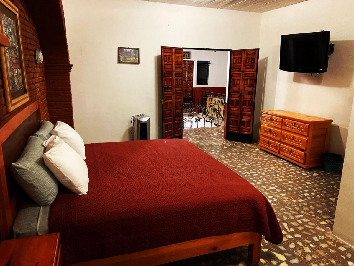 Hotel El Gran Toril Taxco de Alarcon Exterior foto