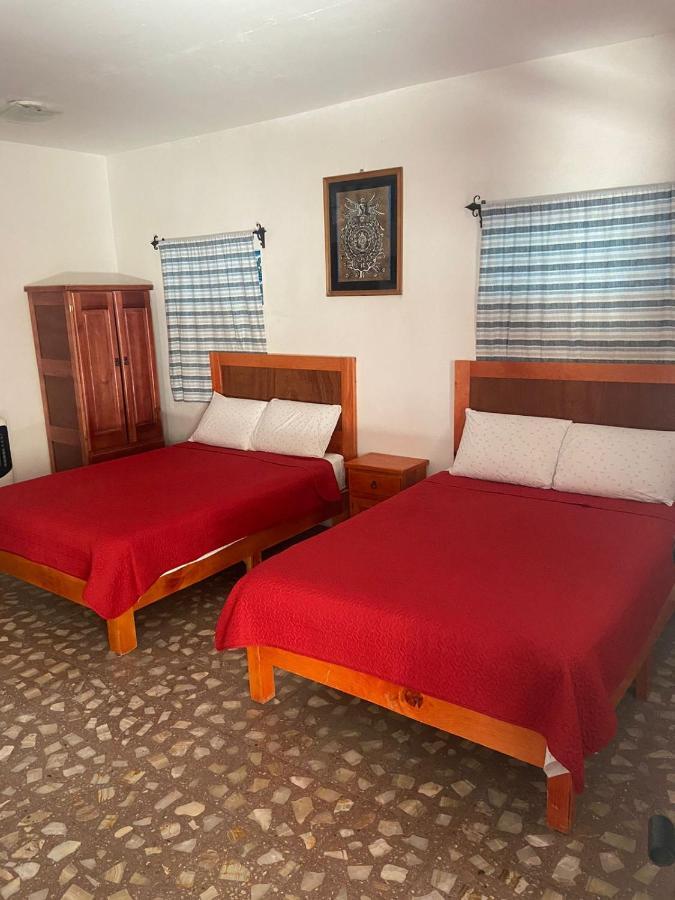 Hotel El Gran Toril Taxco de Alarcon Exterior foto